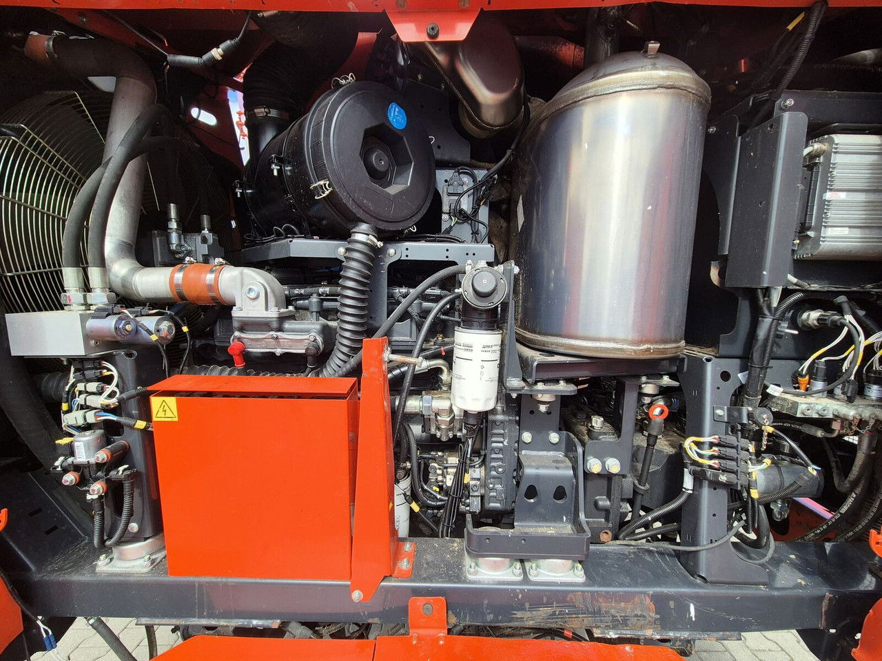 Kuhn SPW 22 Intense /feed wagon/ 1 Owner / NEW Service SPW 22 Intense /feed wago  leasing Kuhn SPW 22 Intense /feed wagon/ 1 Owner / NEW Service SPW 22 Intense /feed wago: obrázek 29