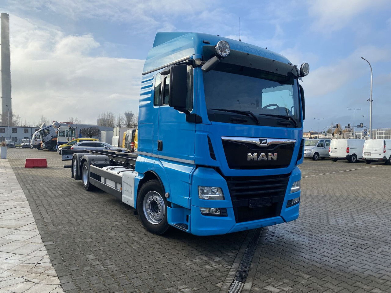 MAN TGX 26.500 NEW Service AT MAN / Frame - Podvozek s kabinou: obrázek 4 MAN TGX 26.500 NEW Service AT MAN / Frame - Podvozek s kabinou: obrázek 4