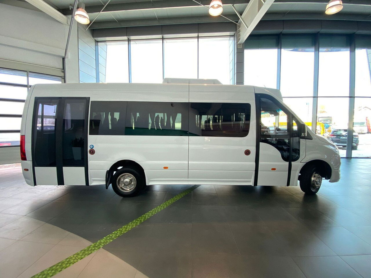 Mercedes-Benz Sprinter 517  leasing Mercedes-Benz Sprinter 517: obrázek 6