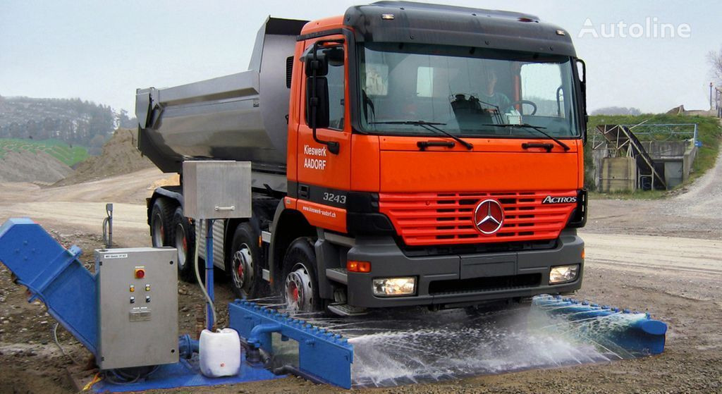 Úklidový stroj Moby Dick Dragon, Truck washer, 400V, like new, works great, Tra: obrázek 1