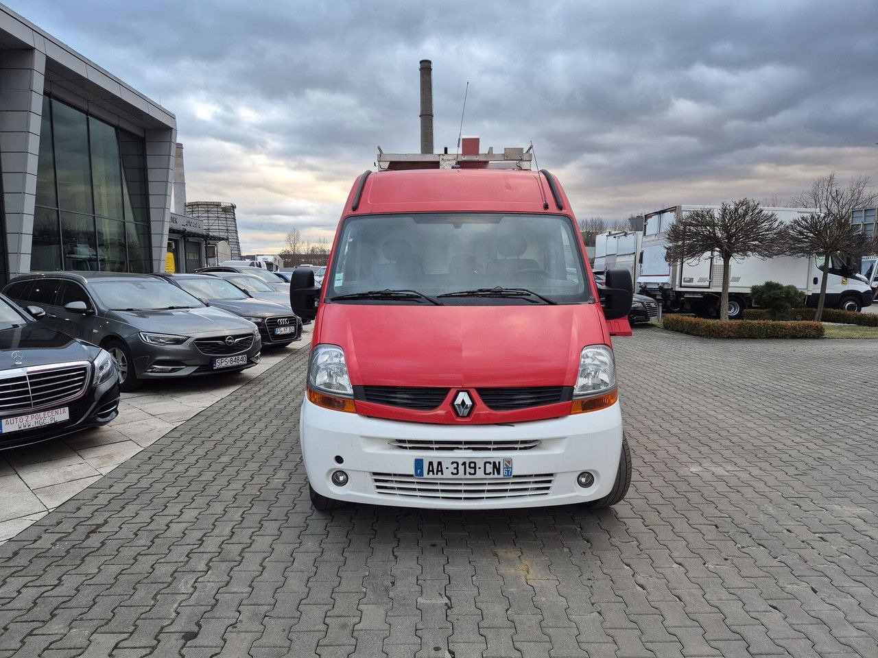Renault Master 2.5 DCi / Only 25TKM / Like NEW / WE Have 3 THE Same Renault Master 2.5 DCi / Only 25TKM / Like NEW / WE Have 3 THE Same - Hasičský vůz: obrázek 4 Renault Master 2.5 DCi / Only 25TKM / Like NEW / WE Have 3 THE Same Renault Master 2.5 DCi / Only 25TKM / Like NEW / WE Have 3 THE Same - Hasičský vůz: obrázek 4