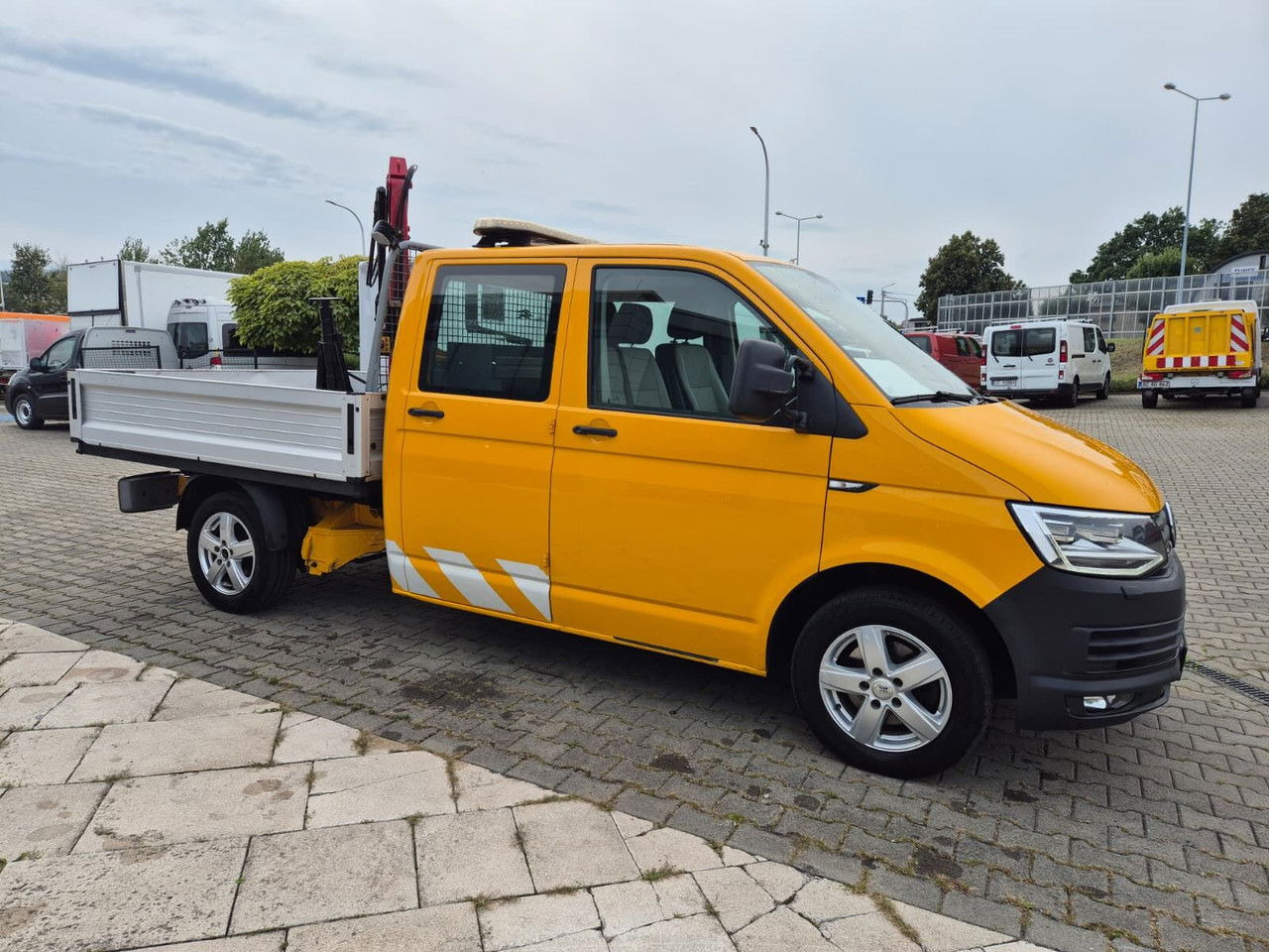 VOLKSWAGEN Transporter T6 / 4X4 / Long / Doka / NEW Service - Dodávka valník: obrázek 5 VOLKSWAGEN Transporter T6 / 4X4 / Long / Doka / NEW Service - Dodávka valník: obrázek 5