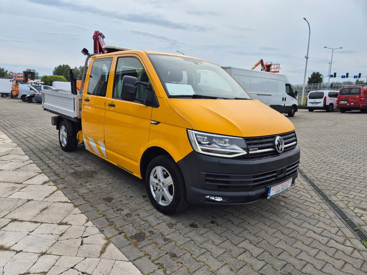 VOLKSWAGEN Transporter T6 / 4X4 / Long / Doka / NEW Service - Dodávka valník: obrázek 4 VOLKSWAGEN Transporter T6 / 4X4 / Long / Doka / NEW Service - Dodávka valník: obrázek 4