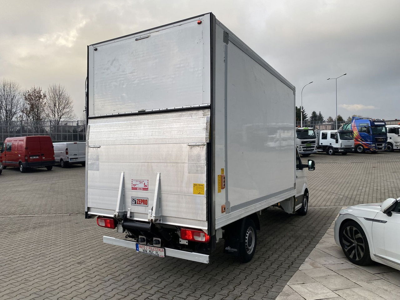 Volkswagen Crafter 2.0 TDI 177HP / High Container / Lift 750KG / Super Cond Volkswagen Crafter 2.0 TDI 177HP / High Container / Lift 750KG / Super Cond leasing Volkswagen Crafter 2.0 TDI 177HP / High Container / Lift 750KG / Super Cond Volkswagen Crafter 2.0 TDI 177HP / High Container / Lift 750KG / Super Cond: obrázek 11