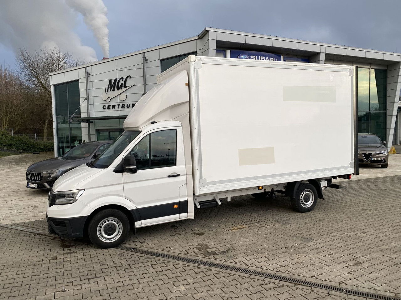 Volkswagen Crafter 2.0 TDI 177HP / High Container / Lift 750KG / Super Cond Volkswagen Crafter 2.0 TDI 177HP / High Container / Lift 750KG / Super Cond - Dodávka skřín: obrázek 2 Volkswagen Crafter 2.0 TDI 177HP / High Container / Lift 750KG / Super Cond Volkswagen Crafter 2.0 TDI 177HP / High Container / Lift 750KG / Super Cond - Dodávka skřín: obrázek 2