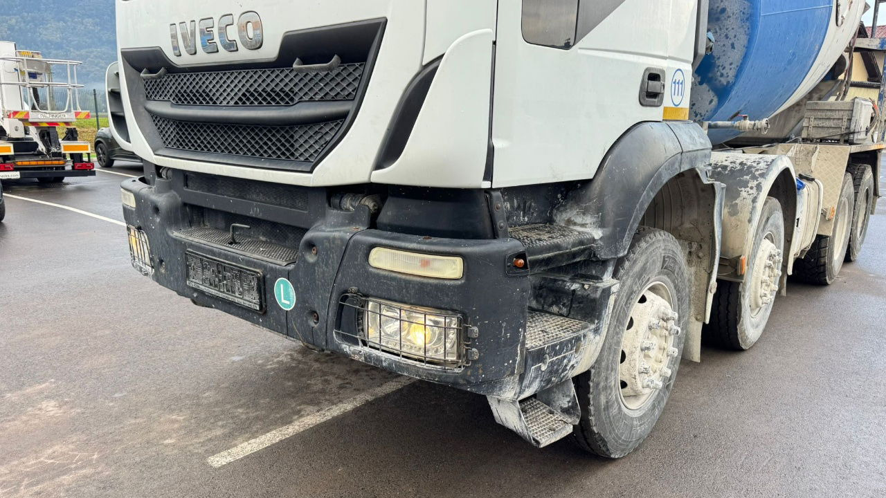 Iveco Trakker AD340TB45 8x4 mixer 10m3 - Autodomíchávač: obrázek 2 Iveco Trakker AD340TB45 8x4 mixer 10m3 - Autodomíchávač: obrázek 2