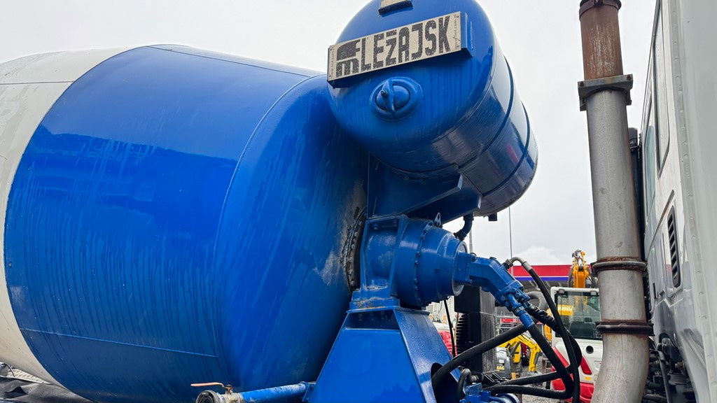 Iveco Trakker AD340TB45 8x4 mixer 9m3 - Autodomíchávač: obrázek 5 Iveco Trakker AD340TB45 8x4 mixer 9m3 - Autodomíchávač: obrázek 5