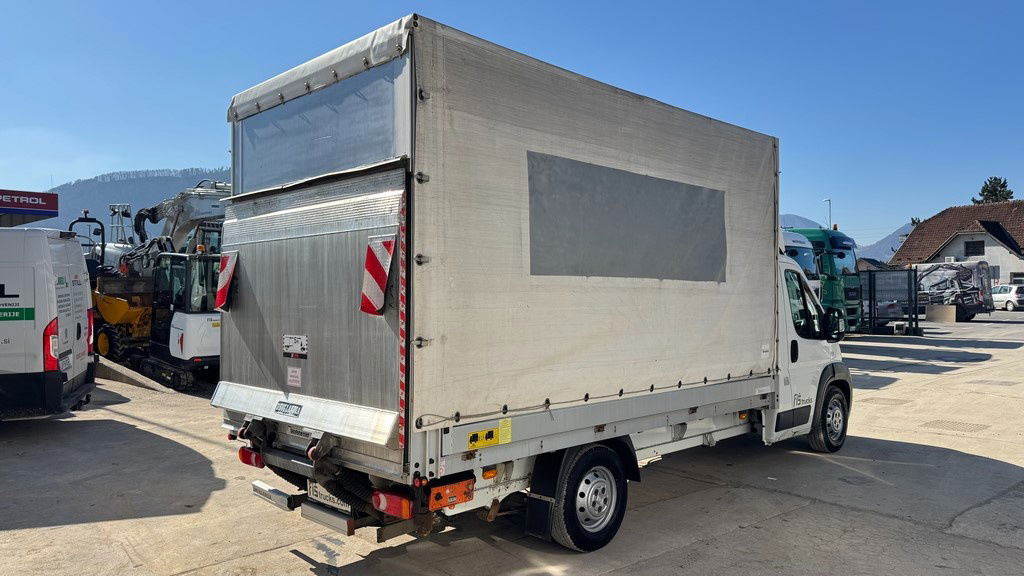 Fiat Ducato 2.3 JTD - 2014 - AIR Condition - Hydraulic Ramp - Jiná technika: obrázek 5 Fiat Ducato 2.3 JTD - 2014 - AIR Condition - Hydraulic Ramp - Jiná technika: obrázek 5