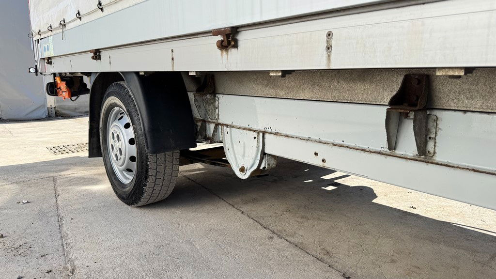 Fiat Ducato 2.3 JTD - 2014 - AIR Condition - Hydraulic Ramp - Jiná technika: obrázek 4 Fiat Ducato 2.3 JTD - 2014 - AIR Condition - Hydraulic Ramp - Jiná technika: obrázek 4