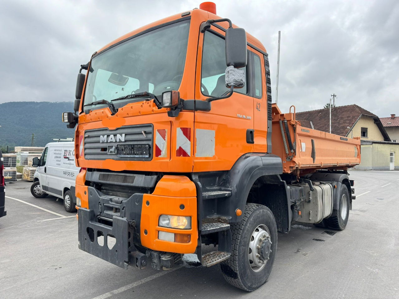 MAN TGA 18.320 4X4 meiller tipper - euro 4 - Sklápěč: obrázek 1 MAN TGA 18.320 4X4 meiller tipper - euro 4 - Sklápěč: obrázek 1