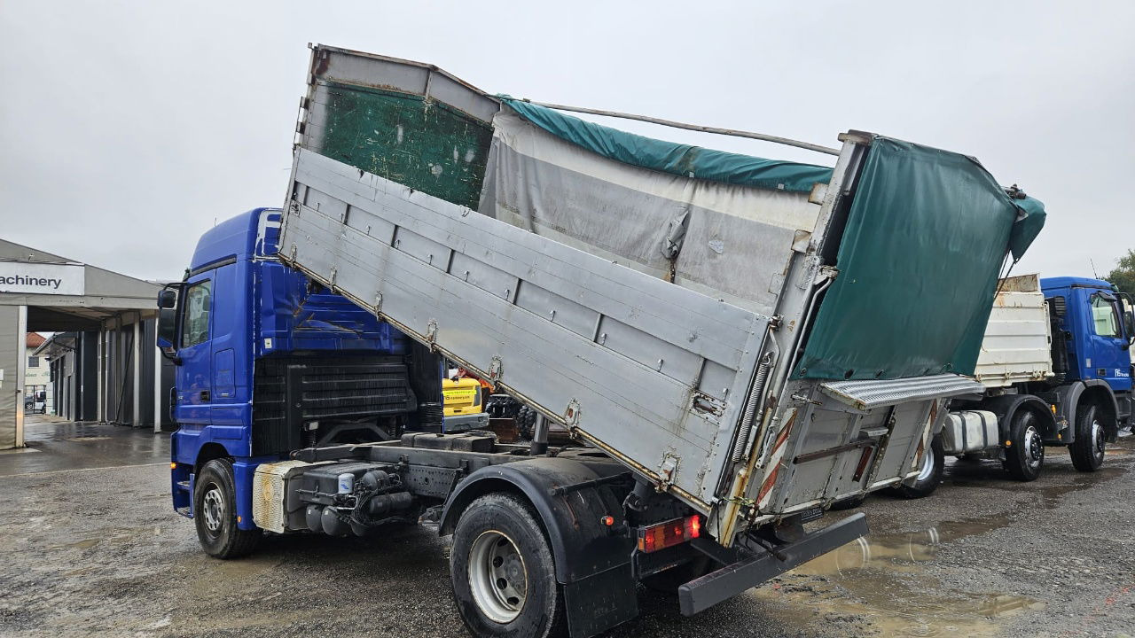 Mercedes-Benz Actros 1841 L 4x2 tipper - tarpaulin - euro 5 - Sklápěč: obrázek 4 Mercedes-Benz Actros 1841 L 4x2 tipper - tarpaulin - euro 5 - Sklápěč: obrázek 4