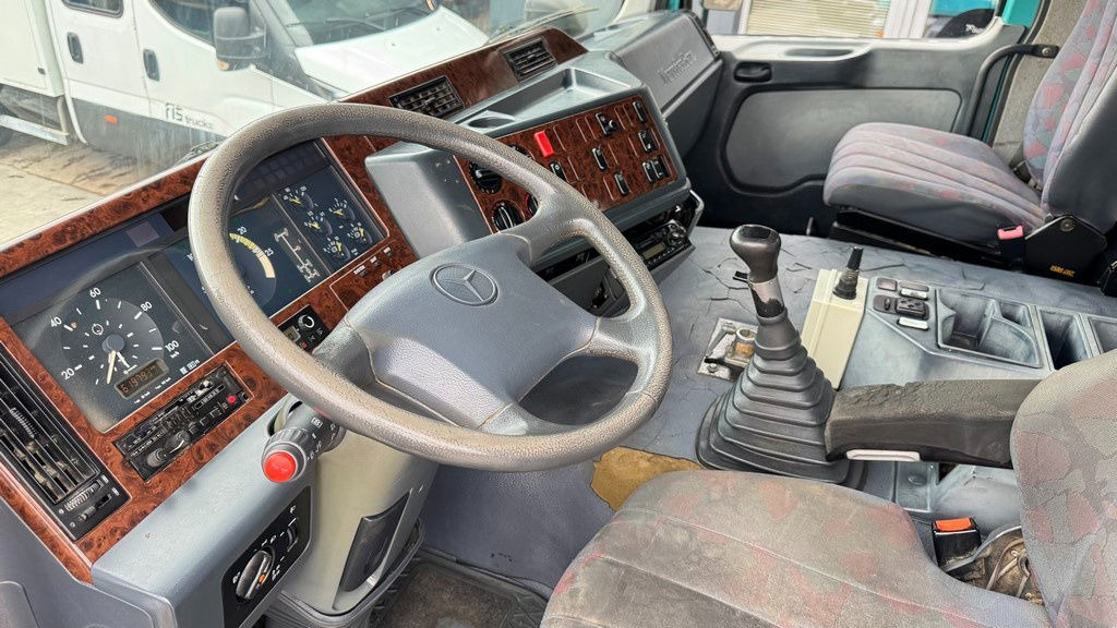 Sklápěč Mercedes-Benz Actros 2640 K 6x4 meiller tipper - motor brake: obrázek 24