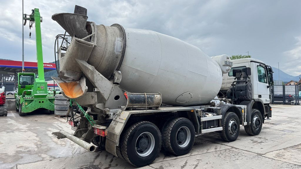 Mercedes-Benz Actros 3241 8x4 mixer 9m3 - Autodomíchávač: obrázek 5 Mercedes-Benz Actros 3241 8x4 mixer 9m3 - Autodomíchávač: obrázek 5