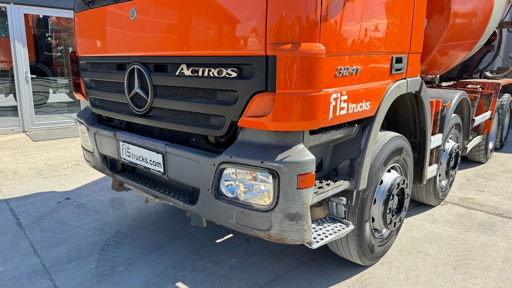 Mercedes-Benz Actros 3241 8x4 mixer 9m3 - Autodomíchávač: obrázek 2 Mercedes-Benz Actros 3241 8x4 mixer 9m3 - Autodomíchávač: obrázek 2