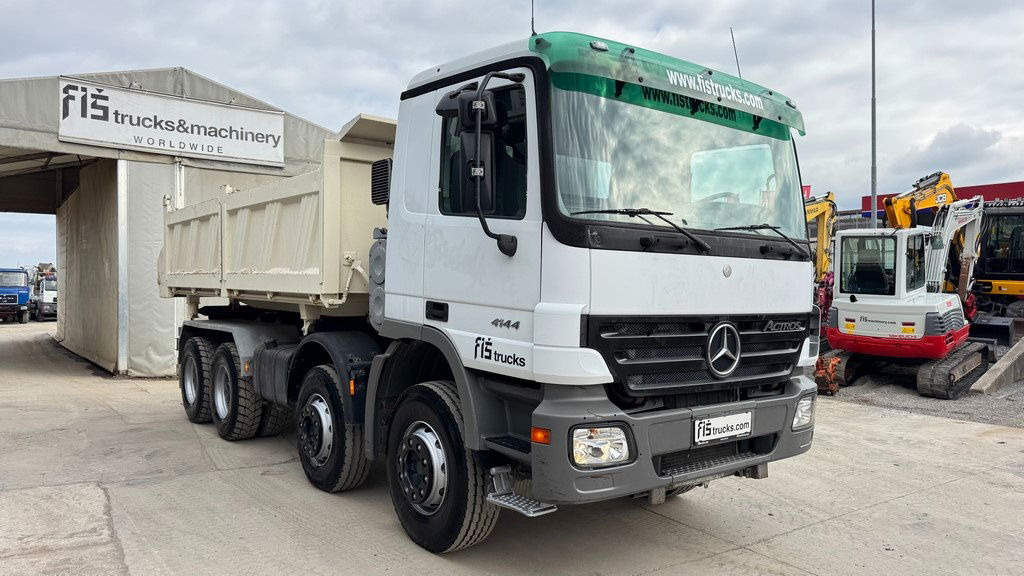 Mercedes-Benz Actros 4144 K 8x4 3 sided tipper - 1st owner - Sklápěč: obrázek 3 Mercedes-Benz Actros 4144 K 8x4 3 sided tipper - 1st owner - Sklápěč: obrázek 3
