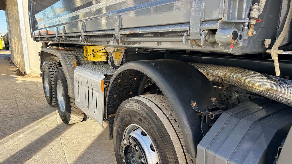 Mercedes-Benz Arocs 4148 8X4 meiller tipper - bordmatic - Sklápěč: obrázek 4 Mercedes-Benz Arocs 4148 8X4 meiller tipper - bordmatic - Sklápěč: obrázek 4