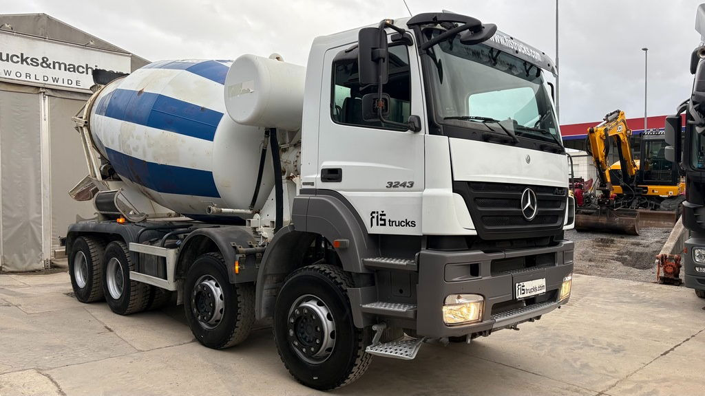 Mercedes-Benz Axor 3243 8x4 mixer cifa - 10m3 - Autodomíchávač: obrázek 2 Mercedes-Benz Axor 3243 8x4 mixer cifa - 10m3 - Autodomíchávač: obrázek 2