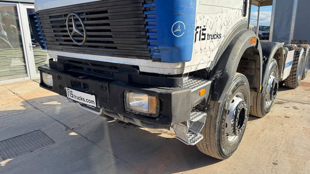 Mercedes-Benz SK 3234 8x4 chassis - Podvozek s kabinou: obrázek 2 Mercedes-Benz SK 3234 8x4 chassis - Podvozek s kabinou: obrázek 2