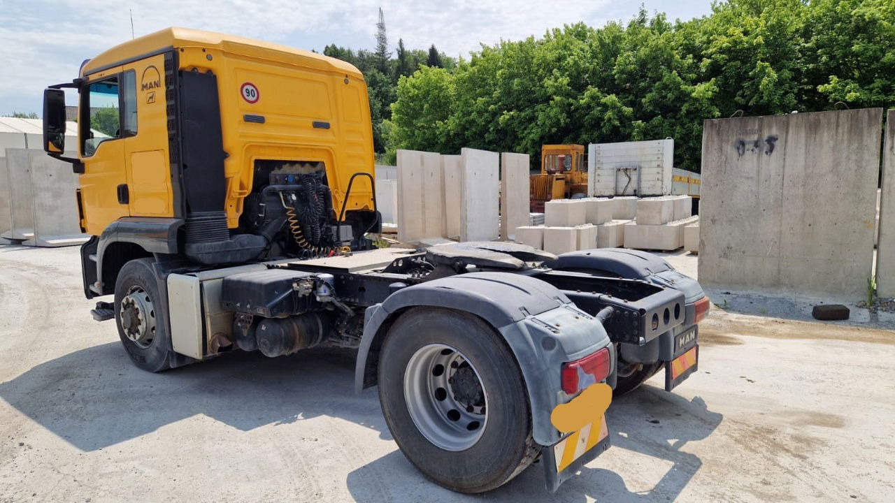 MAN 18.440 4x4 BLS tractor unit - tipp. hydraulics - Tahač: obrázek 5 MAN 18.440 4x4 BLS tractor unit - tipp. hydraulics - Tahač: obrázek 5