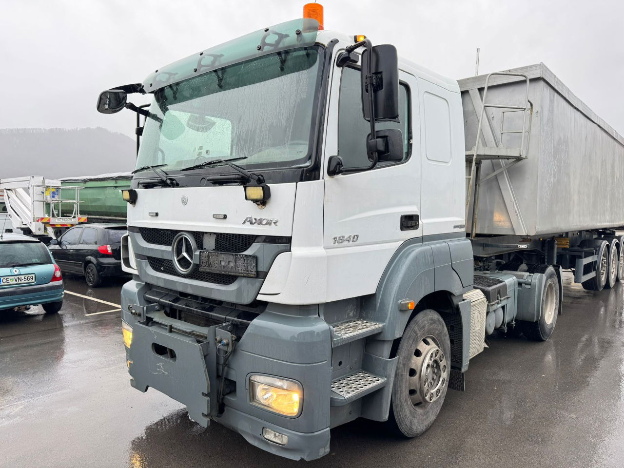 Mercedes-Benz Actros 1840 Axor 1840 LS 4x2 tipper hydraulics - Tahač: obrázek 1 Mercedes-Benz Actros 1840 Axor 1840 LS 4x2 tipper hydraulics - Tahač: obrázek 1