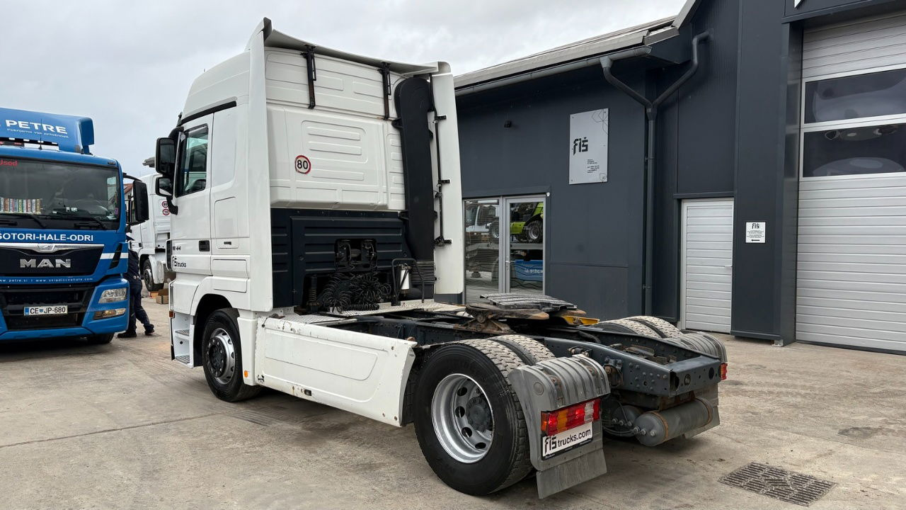 Mercedes-Benz Actros 1844 4x2 - tractor unit - retarder - Tahač: obrázek 4 Mercedes-Benz Actros 1844 4x2 - tractor unit - retarder - Tahač: obrázek 4