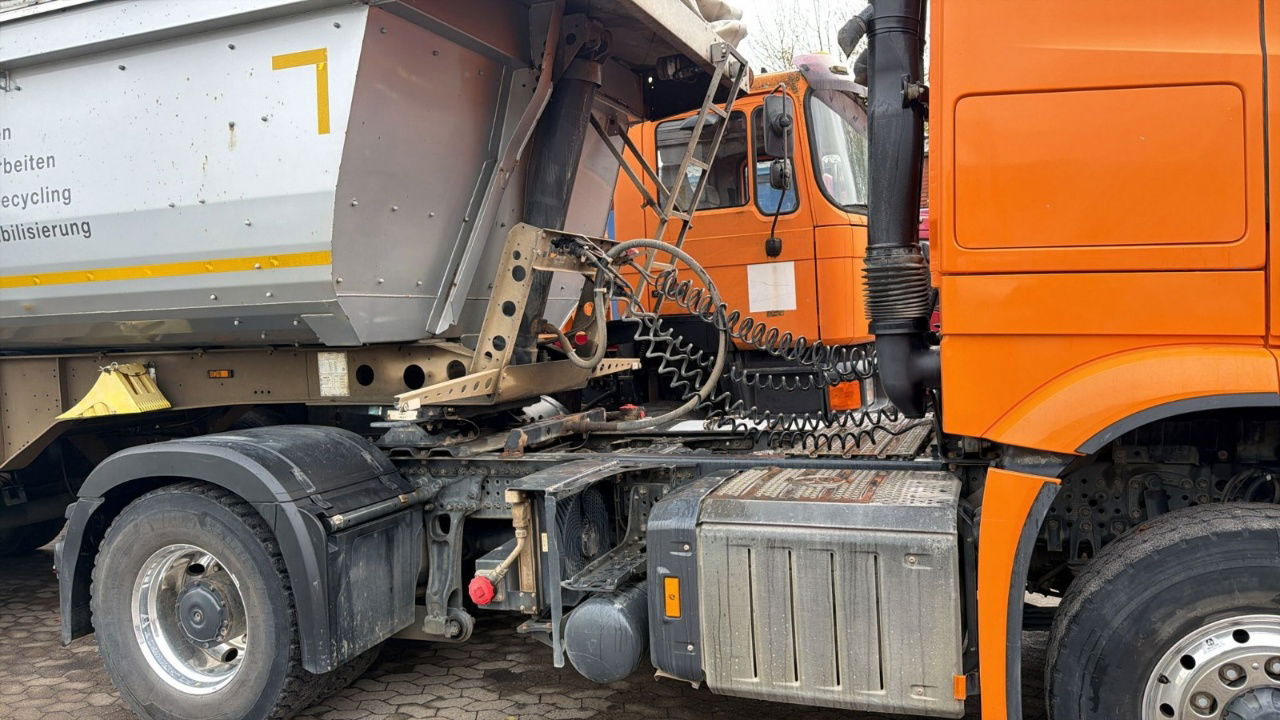 Mercedes-Benz Arocs 1851 LS HAD 4X4 - Euro 6 - retarder - tipper hydraulics - Tahač: obrázek 5 Mercedes-Benz Arocs 1851 LS HAD 4X4 - Euro 6 - retarder - tipper hydraulics - Tahač: obrázek 5