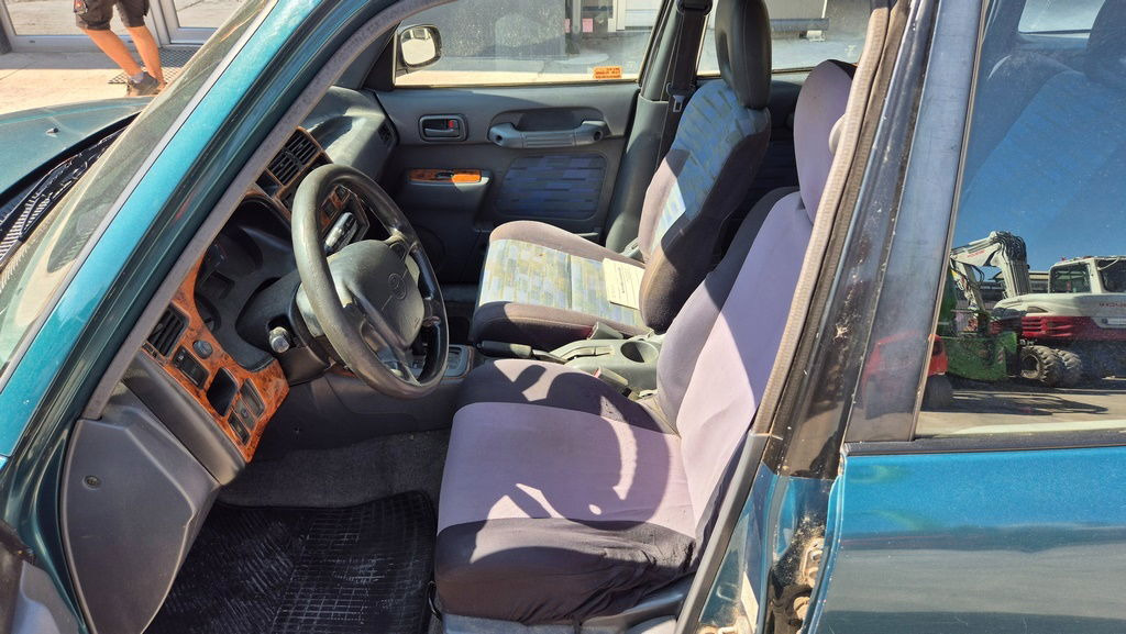 SUV Toyota RAV4 2.0 - Petrol - Automatic: obrázek 11