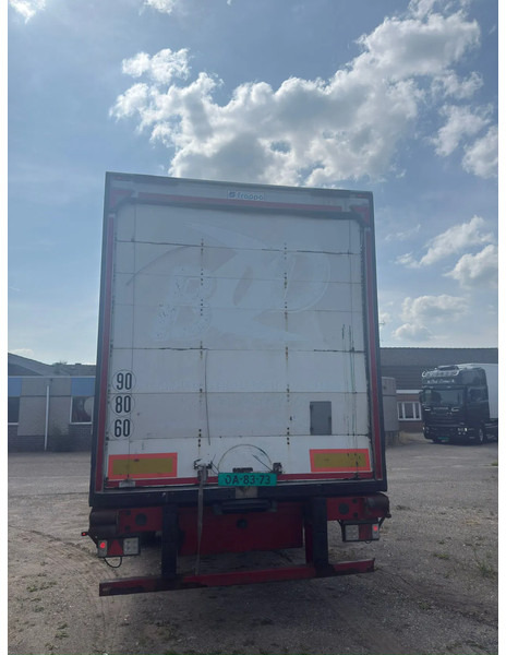 Lecitrailer LTF-3ES - Skříňový návěs: obrázek 4 Lecitrailer LTF-3ES - Skříňový návěs: obrázek 4