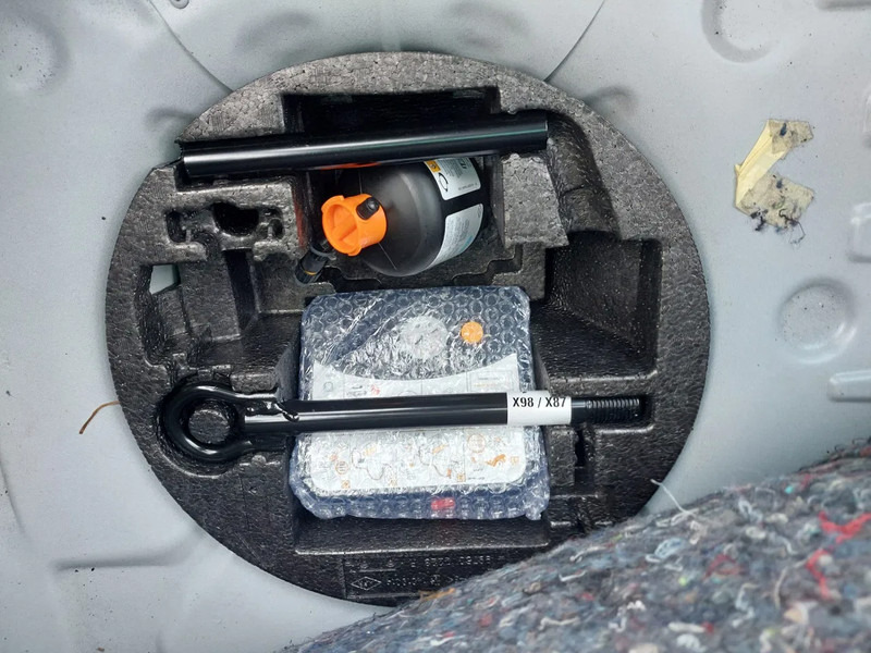 Hatchback Renault Clio Clio 0.9 TCE: obrázek 18