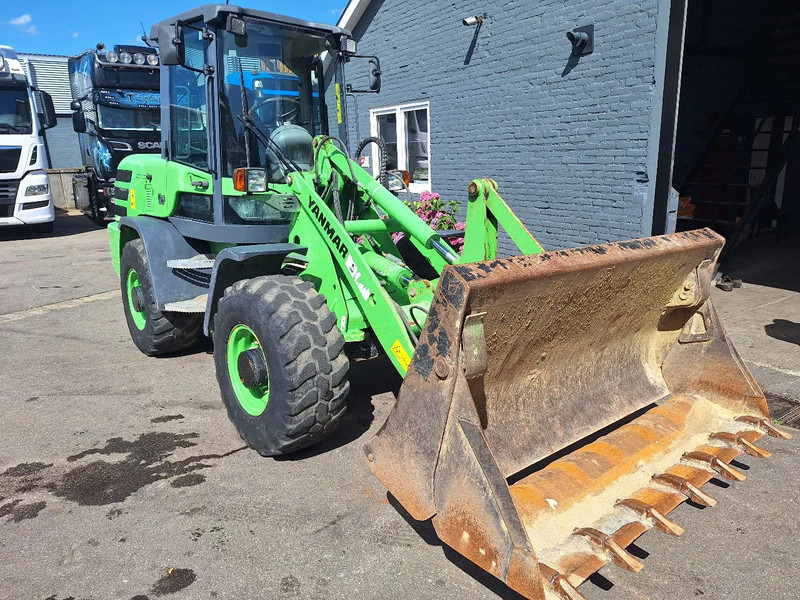 Yanmar V80 - Smykem řízený nakladač pásový: obrázek 1 Yanmar V80 - Smykem řízený nakladač pásový: obrázek 1