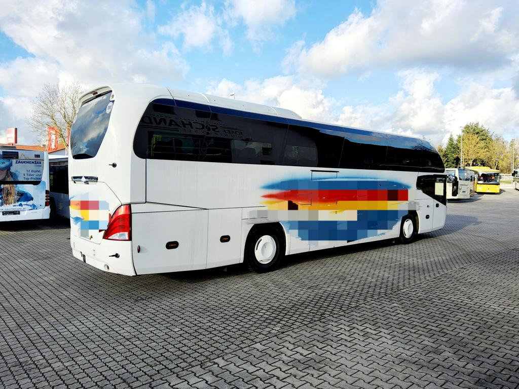 Neoplan Cityliner P14 6 gang manuell / WC / TÜV - Turistický autobus: obrázek 4 Neoplan Cityliner P14 6 gang manuell / WC / TÜV - Turistický autobus: obrázek 4
