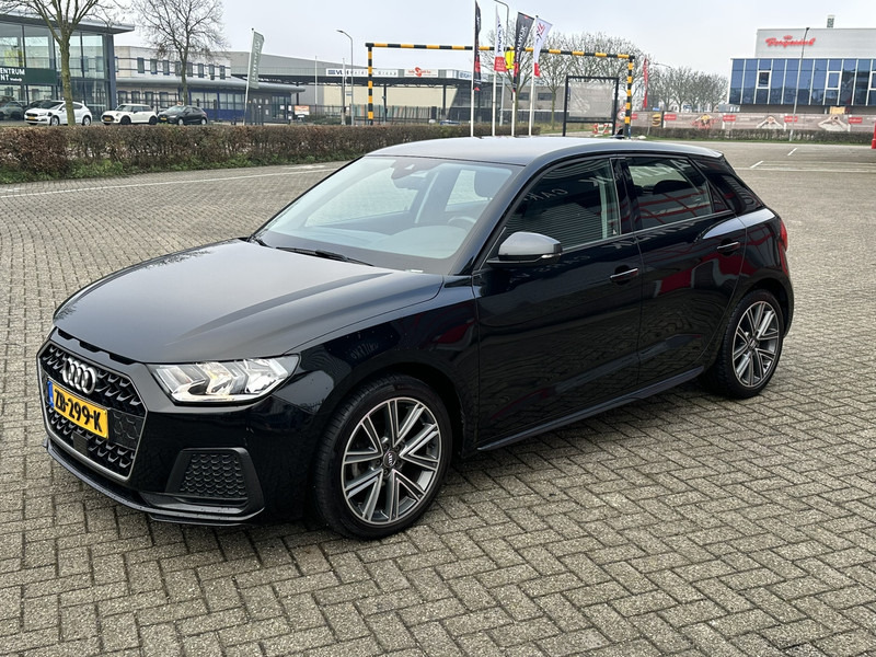 Audi A1 Sportback 25 TFSI Carplay NL Auto Epic Sportback - Osobní auto: obrázek 4 Audi A1 Sportback 25 TFSI Carplay NL Auto Epic Sportback - Osobní auto: obrázek 4
