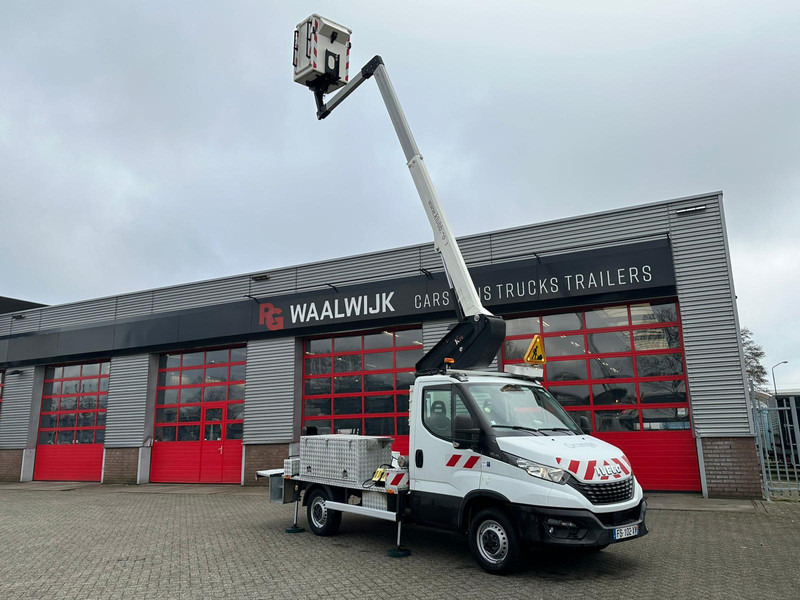 Iveco Daily 35S14 APK 29-08-2026, 4x gestempeld Km 64.779 - Dodávka: obrázek 3 Iveco Daily 35S14 APK 29-08-2026, 4x gestempeld Km 64.779 - Dodávka: obrázek 3