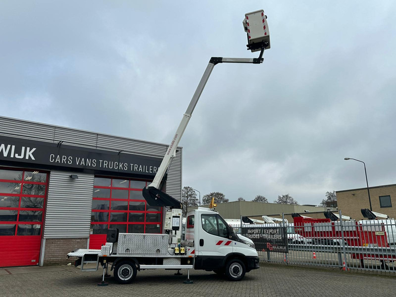 Iveco Daily 35S14 APK 29-08-2026, 4x gestempeld Km 64.779 - Dodávka: obrázek 2 Iveco Daily 35S14 APK 29-08-2026, 4x gestempeld Km 64.779 - Dodávka: obrázek 2