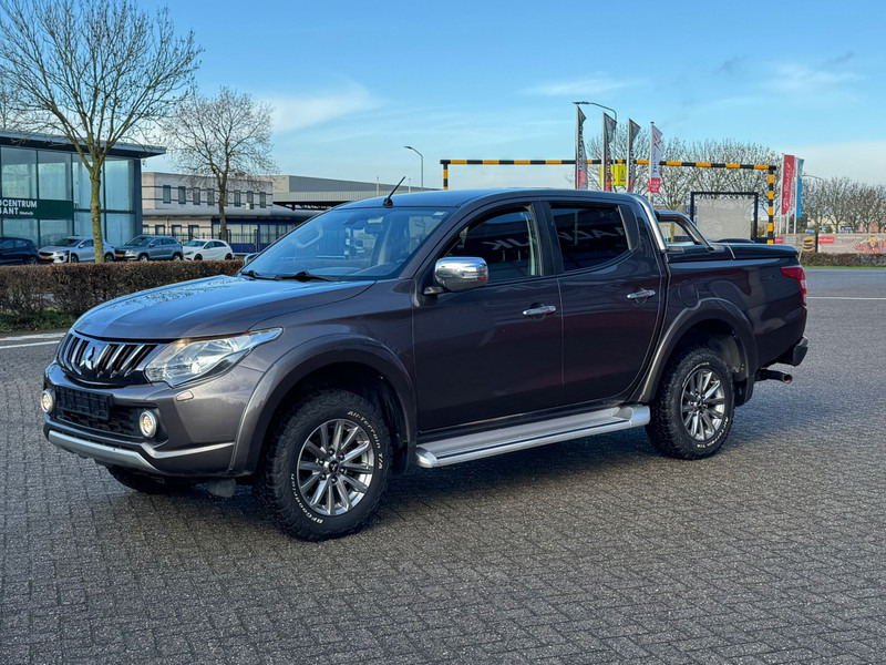 Mitsubishi L200 4*4 Cleartec Dubbel Cab airco - Pick-up: obrázek 3 Mitsubishi L200 4*4 Cleartec Dubbel Cab airco - Pick-up: obrázek 3