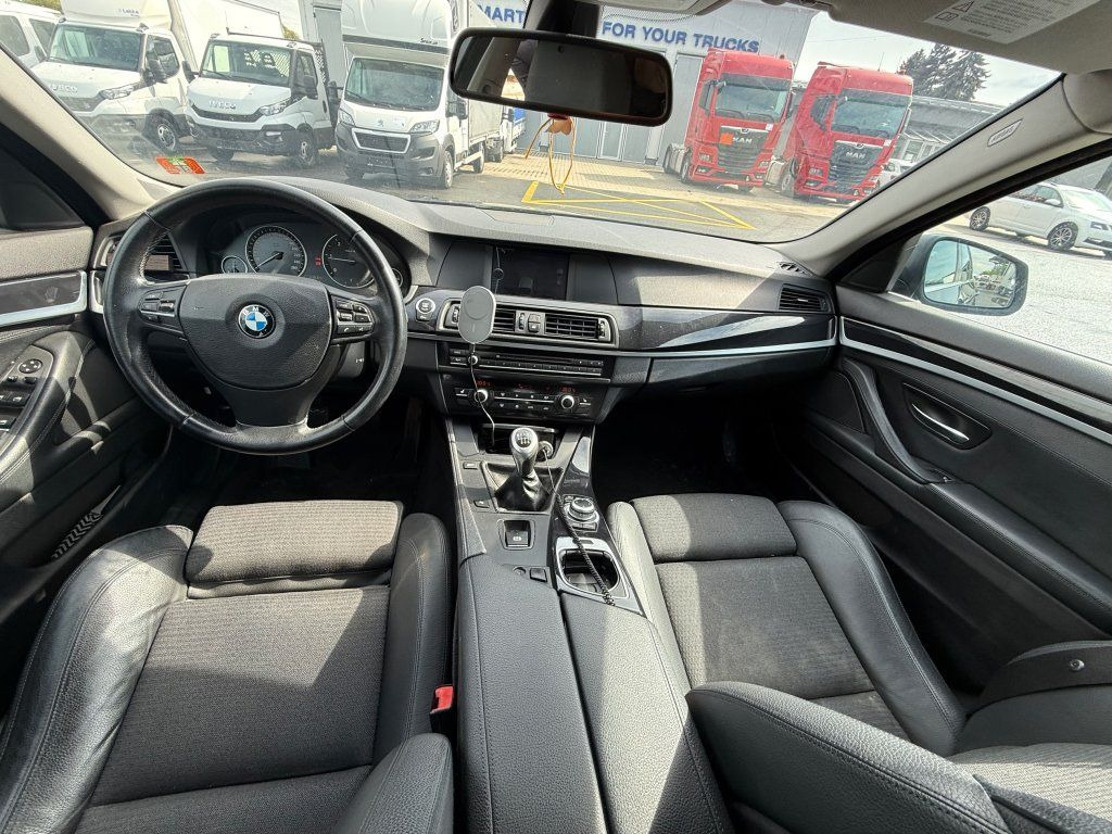 Osobní auto BMW 520D Touring F11: obrázek 8