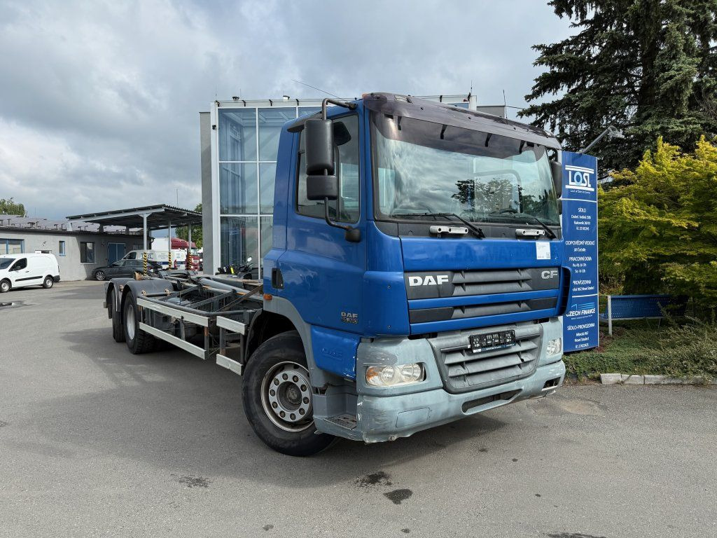 DAF CF85.380 6x2 EURO 3 - Hákový nosič kontejnerů: obrázek 4 DAF CF85.380 6x2 EURO 3 - Hákový nosič kontejnerů: obrázek 4