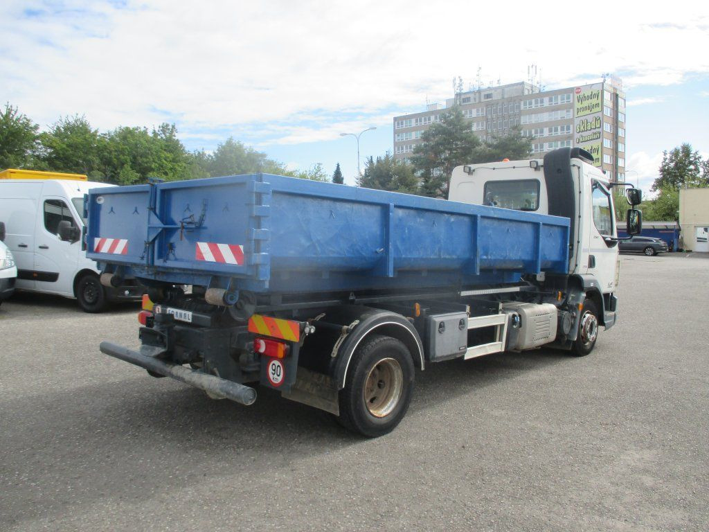 DAF LF 12.250 - Hákový nosič kontejnerů: obrázek 4 DAF LF 12.250 - Hákový nosič kontejnerů: obrázek 4