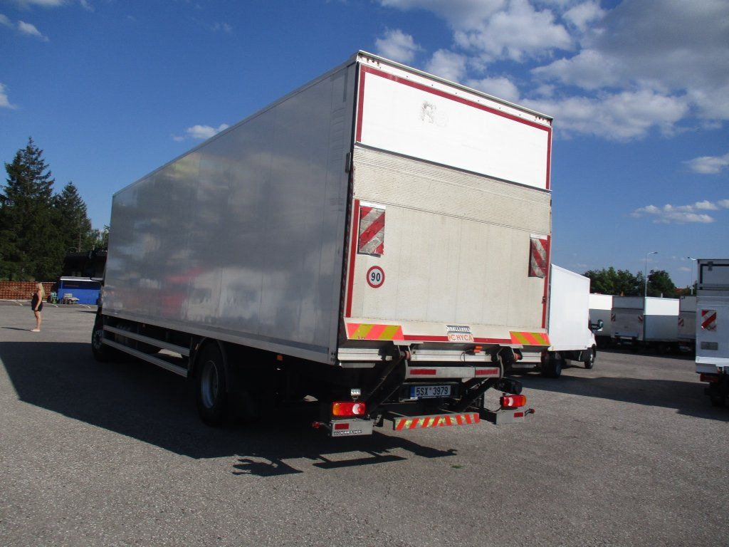 DAF LF 18.290 - Skříňový nákladní auto: obrázek 3 DAF LF 18.290 - Skříňový nákladní auto: obrázek 3