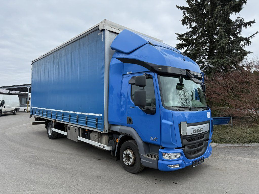 DAF LF220 EURO 6 - Plachtový nákladní auto: obrázek 2 DAF LF220 EURO 6 - Plachtový nákladní auto: obrázek 2