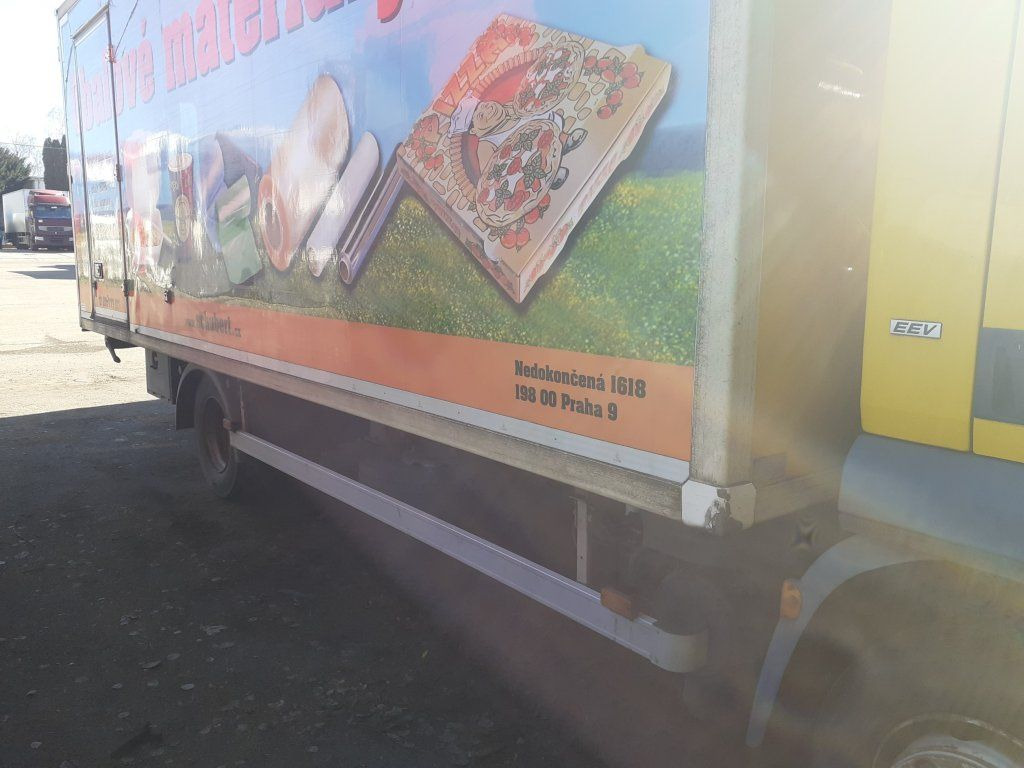 DAF LF45.210 mit Carrier Motorschaden engineproblem - Chladírenský nákladní automobil: obrázek 5 DAF LF45.210 mit Carrier Motorschaden engineproblem - Chladírenský nákladní automobil: obrázek 5