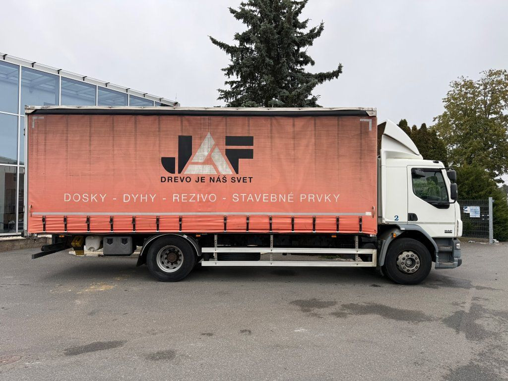 DAF LF55.250 EURO 4 - Plachtový nákladní auto: obrázek 3 DAF LF55.250 EURO 4 - Plachtový nákladní auto: obrázek 3