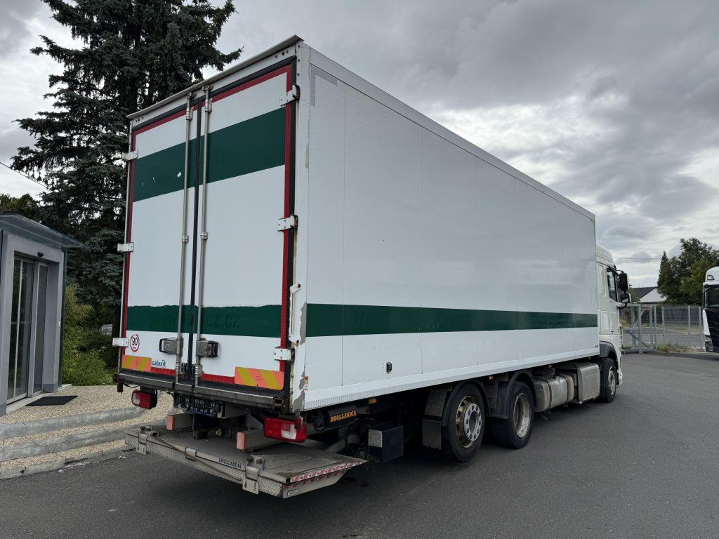 DAF XF460 6x2 EURO 6 - Skříňový nákladní auto: obrázek 4 DAF XF460 6x2 EURO 6 - Skříňový nákladní auto: obrázek 4