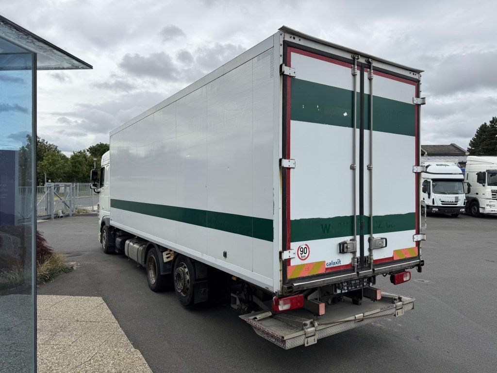 DAF XF460 6x2 EURO 6 - Skříňový nákladní auto: obrázek 5 DAF XF460 6x2 EURO 6 - Skříňový nákladní auto: obrázek 5