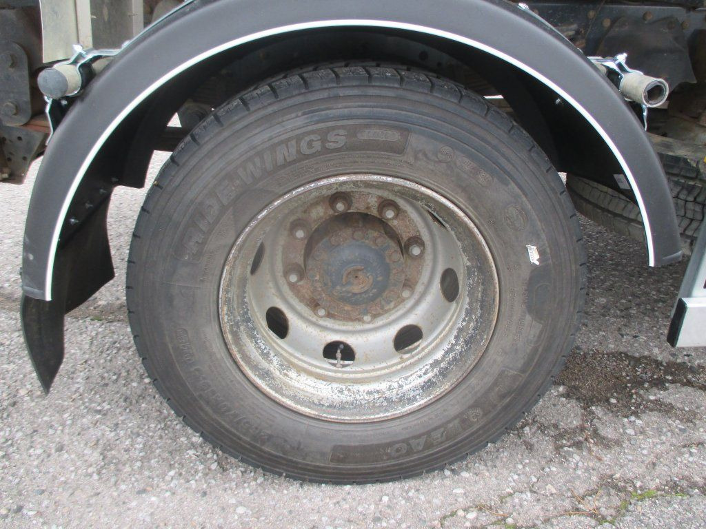 Hákový nosič kontejnerů Iveco 120E Iveco 120E: obrázek 18