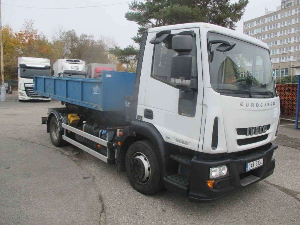 Iveco 120E Iveco 120E - Hákový nosič kontejnerů: obrázek 3 Iveco 120E Iveco 120E - Hákový nosič kontejnerů: obrázek 3