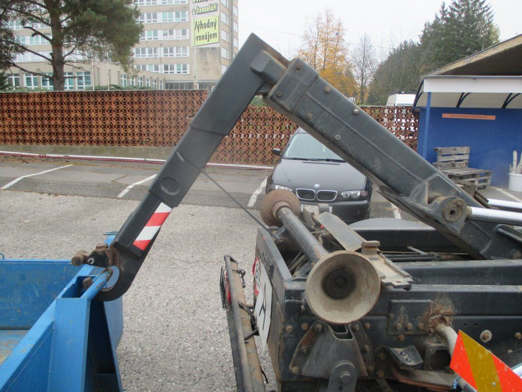 Hákový nosič kontejnerů Iveco 120E Iveco 120E: obrázek 9