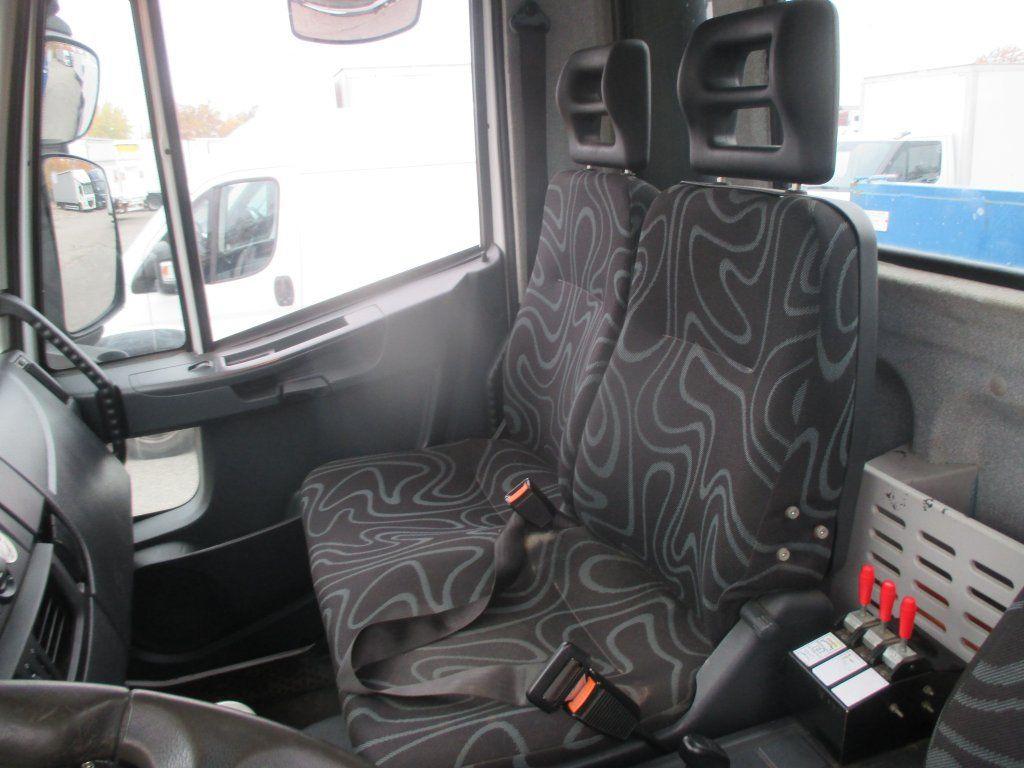 Hákový nosič kontejnerů Iveco 120E Iveco 120E: obrázek 11