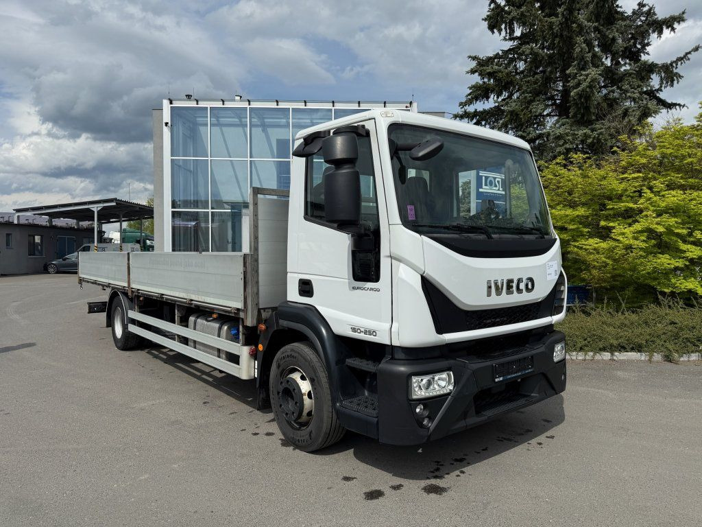 Iveco 150E25 EURO 6 - Nákladní automobil valníkový/ Plošinový: obrázek 2 Iveco 150E25 EURO 6 - Nákladní automobil valníkový/ Plošinový: obrázek 2