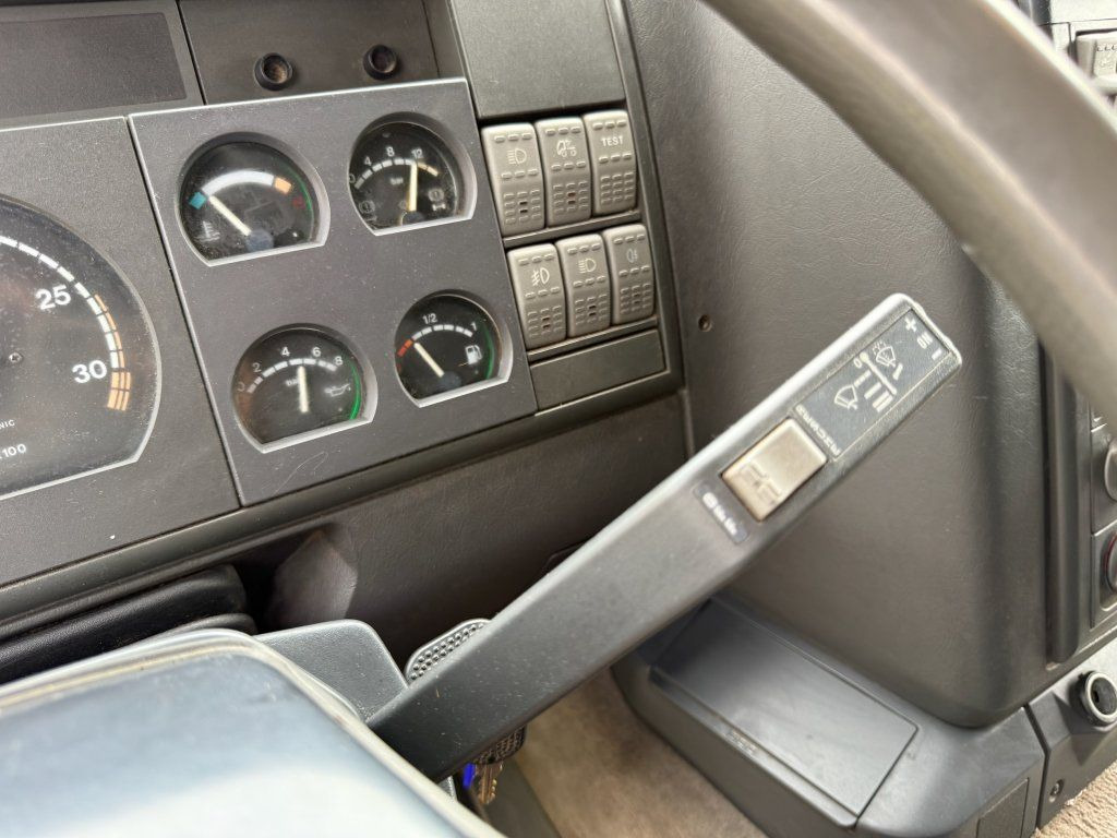 Auto s hydraulickou rukou Iveco 190E35 EURO 1 Kran PM10: obrázek 17